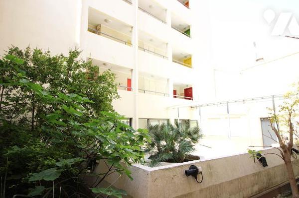 Studio meublé à la vente (23,7m2) au sein d'une Résidence pour étudiant 6e