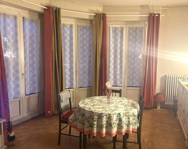 Appartement 2 pièces - 79 m²