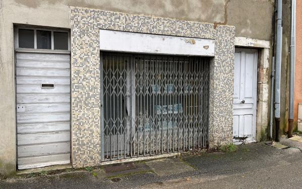 Maison à vendre    3 pièces • 120 m2 Mouchard