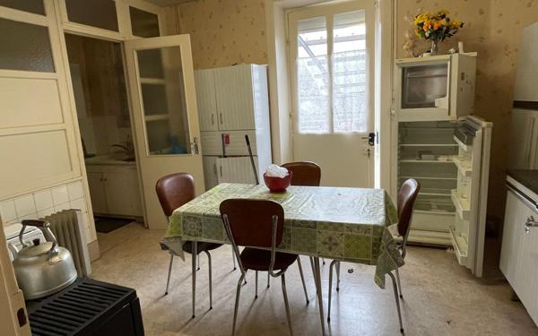 Maison à vendre    3 pièces • 120 m2 Mouchard