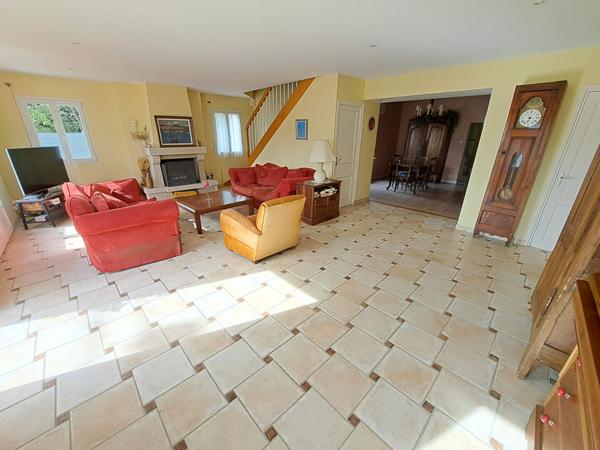 Maison Concarneau 148m2 avec 3 chambres sur un terrain de 267 m² a 200 mètres des plages