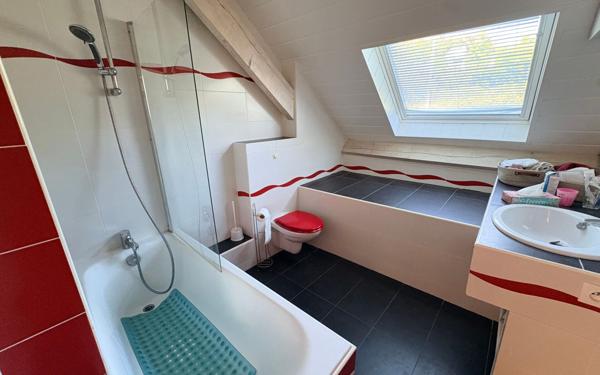 Maison à vendre    5 pièces •  Serres-Morlaàs