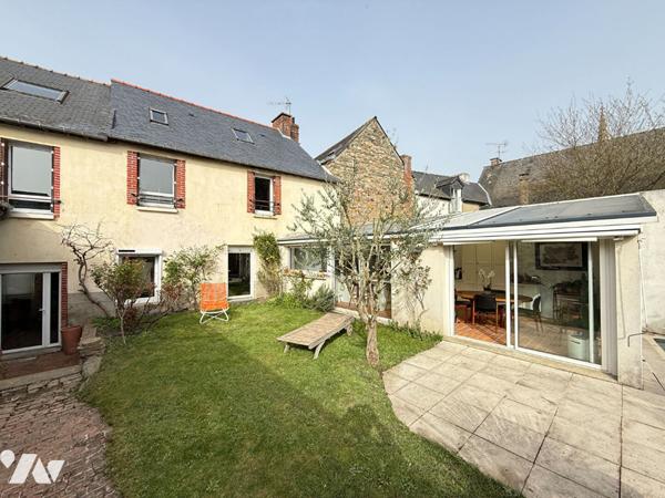 Maison Acigne centre 195m² hab  5ch