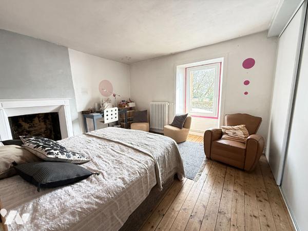 Maison Acigne centre 195m² hab  5ch