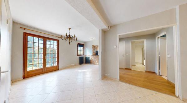 Maison Roissy En Brie 5 pièce(s)