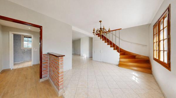 Maison Roissy En Brie 5 pièce(s)