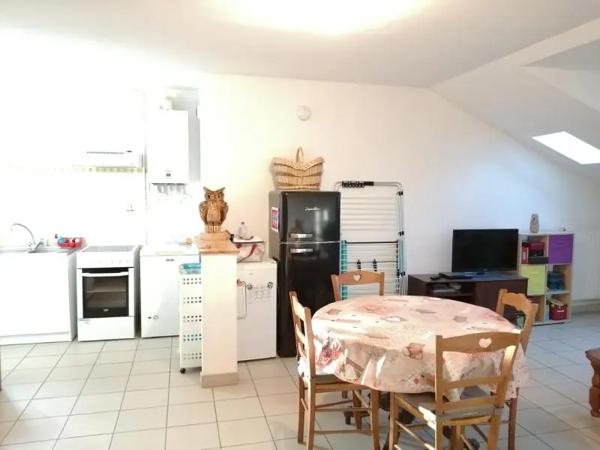 Appartement à louer 2 pièces 55m² Tournes (08090)