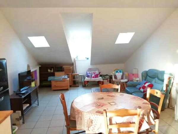 Appartement à louer 2 pièces 55m² Tournes (08090)