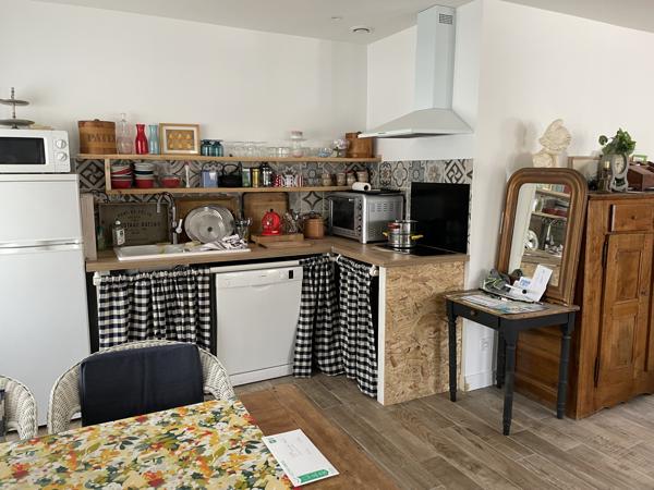 MAISON DE VILLE RENOVEE AVEC JARDIN ET GARAGE