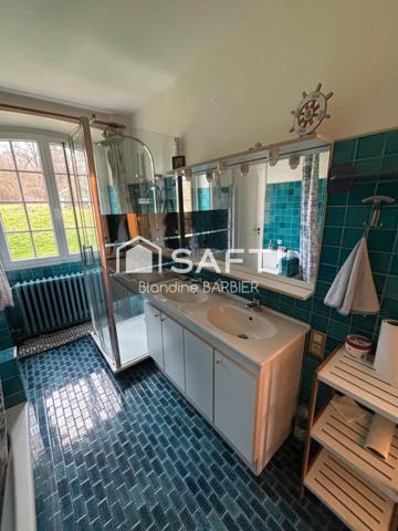 Longère en pierres de 241 m2