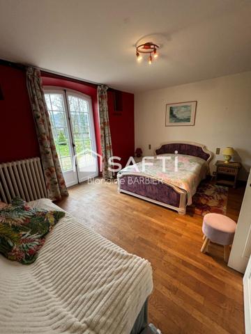 Longère en pierres de 241 m2