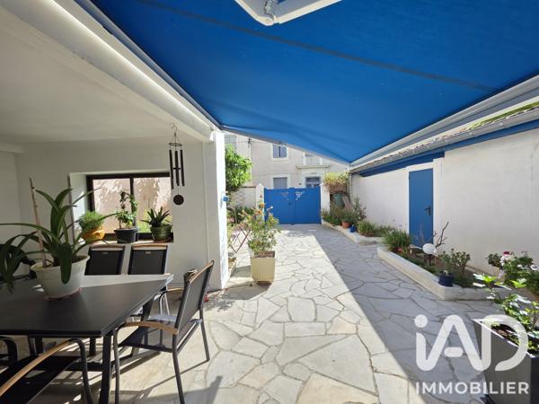 Maison à vendre 8 pièces 203 m² Cuxac-d'Aude