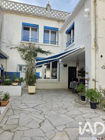 Maison à vendre 8 pièces 203 m² Cuxac-d'Aude