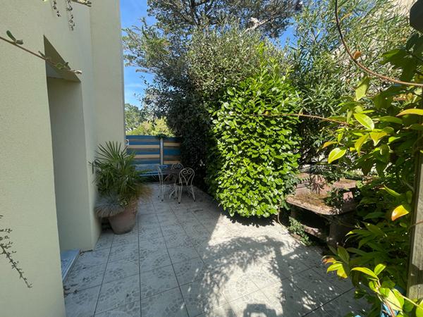 A vendre Séné proche réserve naturelle maison 5 chambres avec gîte