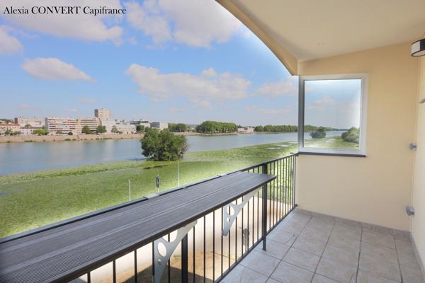 Appartement d'exception 99m² avec garage vue panoramique à SAINT LAURENT SUR SAONE (01)