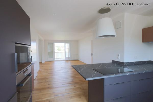 Appartement d'exception 99m² avec garage vue panoramique à SAINT LAURENT SUR SAONE (01)