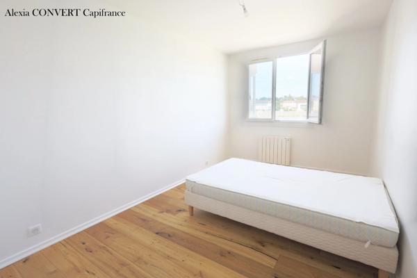Appartement d'exception 99m² avec garage vue panoramique à SAINT LAURENT SUR SAONE (01)