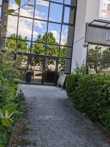 Dpt Isère (38), à vendre GRENOBLE Bureaux (ou à louer)