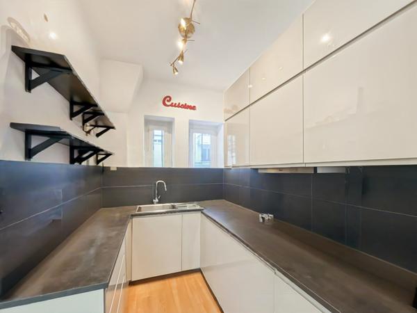 LOCATION NUE A L'ANNEE MAGNFIQUE 3 PIECES - MONTFLEURY