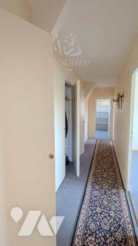 Cléder centre, belle demeure de 213 m2 avec jardin clos et paysagé et hangar de 73 m2