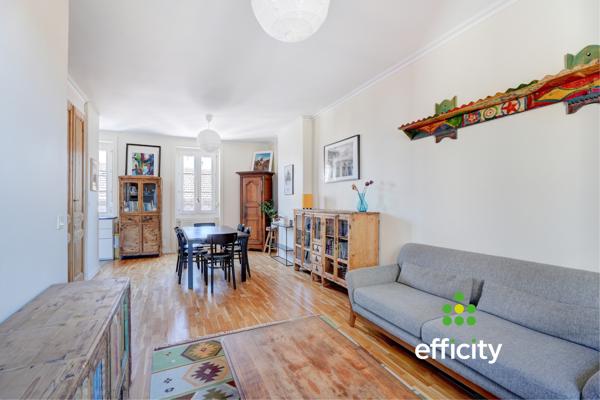 Appartement
         5 pièces
        - 132 m² 399 000 € *