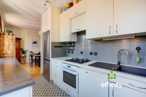Appartement
         5 pièces
        - 132 m² 399 000 € *