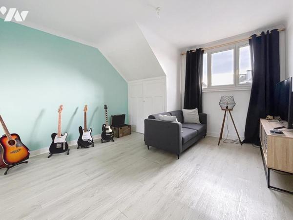 LORIENT - NOUVELLE-VILLE - T2 bis - LOCATAIRE EN PLACE