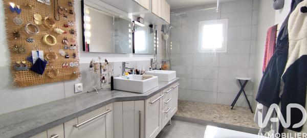 Maison à vendre 6 pièces 137 m² Chabournay