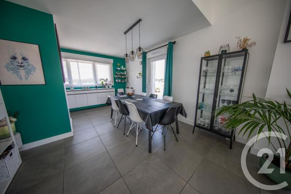 Appartement T4 à vendre  5 pièces - 101,87 m 2   PAREMPUYRE  - 33