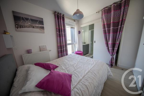 Appartement T4 à vendre  5 pièces - 101,87 m 2   PAREMPUYRE  - 33