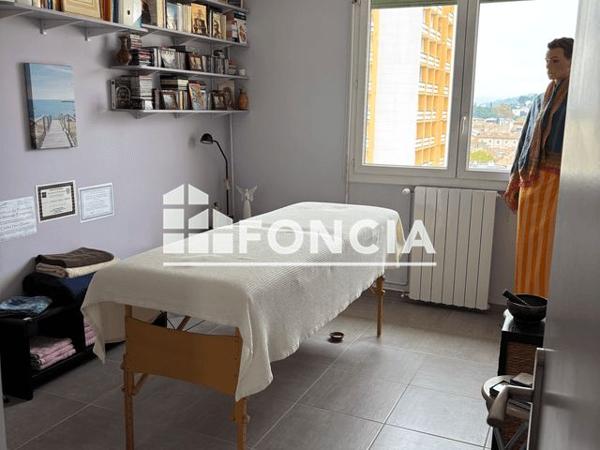 À vendre Appartement 5 pièces 95 m² - Alès 30100