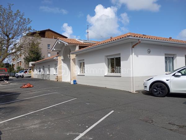 Local d activites de 41 m²