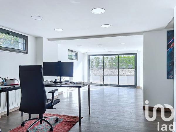 Maison à vendre 8 pièces 380 m² Chambourcy