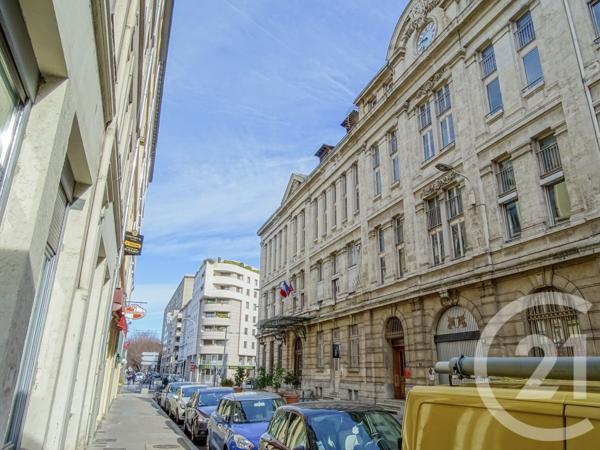 Appartement F2 à vendre  2 pièces - 55 m2 LYON - 69003