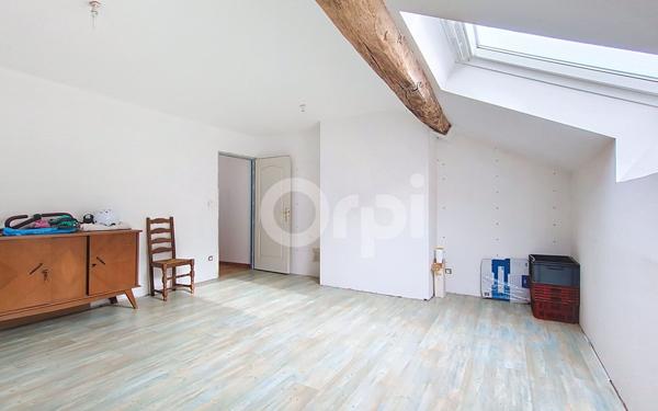 Maison à vendre    5 pièces • 143,45 m2 Froncles