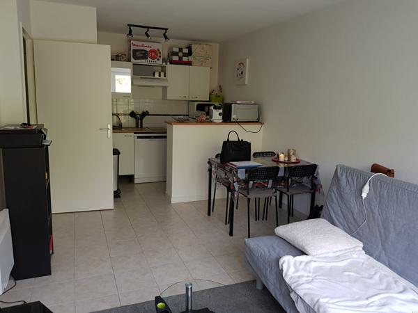 Marseille 13014 A VENDRE Appartement de 2 pièces avec garage fermé spécial investisseur