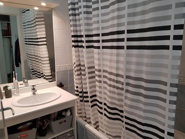 Marseille 13014 A VENDRE Appartement de 2 pièces avec garage fermé spécial investisseur