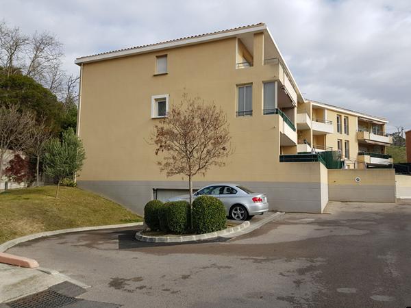 Marseille 13014 A VENDRE Appartement de 2 pièces avec garage fermé spécial investisseur