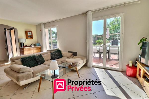 Proche Uzès, maison avec piscine