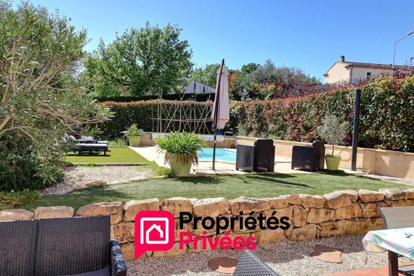 Proche Uzès, maison avec piscine