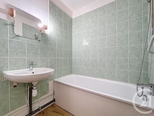 Appartement F1 à vendre  1 pièce - 30,66 m2 BAGNOLS SUR CEZE - 30