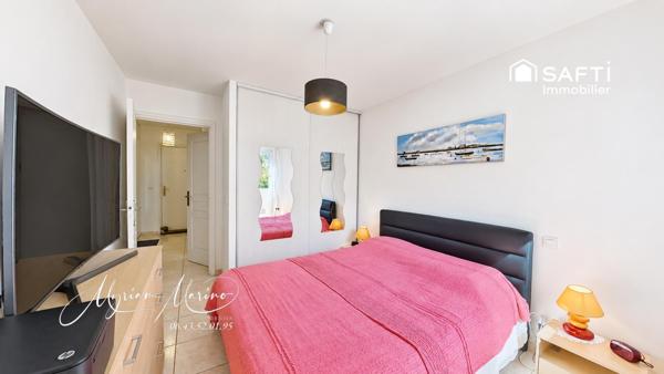 SAINT-AYGULF – LE GRAND PARC | 2 PIÈCES MEUBLÉ EN REZ-DE-JARDIN – TERRASSE 17,44 M² – PISCINE – PARKING