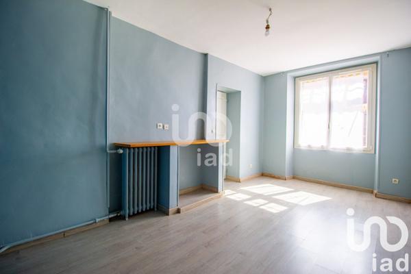 Maison traditionnelle 3 pièces de 85 m² à Vinneuf (89140)