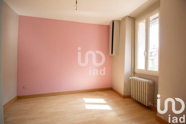 Maison traditionnelle 3 pièces de 85 m² à Vinneuf (89140)