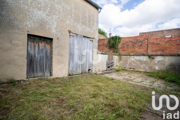 Maison traditionnelle 3 pièces de 85 m² à Vinneuf (89140)