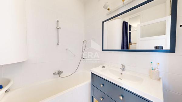 NICE - FLEURS / L. COCHOIS : JOLI 2 PIÈCES AVEC BALCONS ET MAGNIFIQUE VUE MER