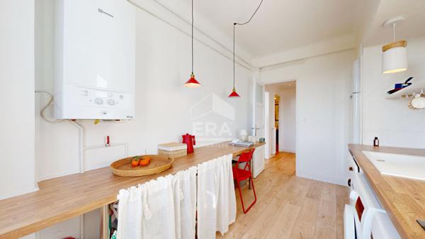 NICE - FLEURS / L. COCHOIS : JOLI 2 PIÈCES AVEC BALCONS ET MAGNIFIQUE VUE MER