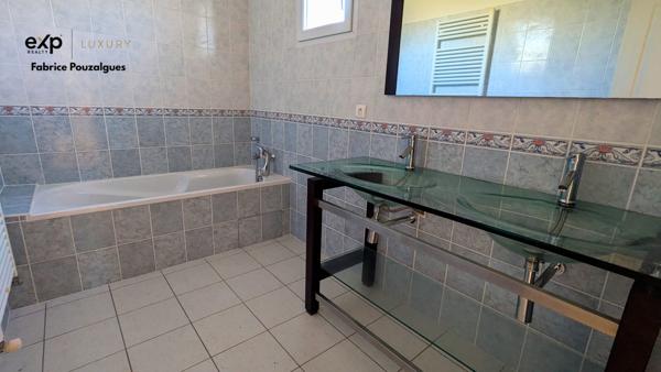 Maison familiale, Jardin, terrasse et environnement agréable