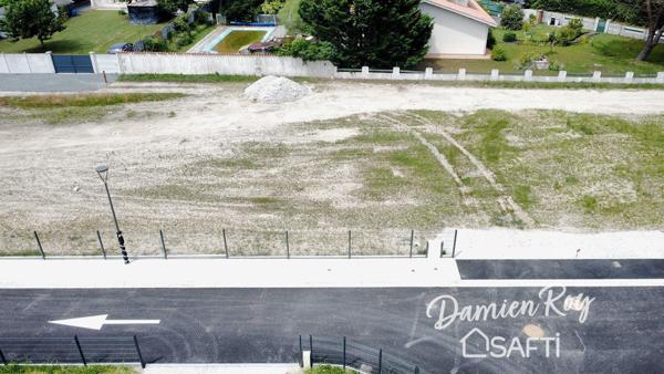 Terrain de 533 m² Viabilisé en Lotissement à Soussans