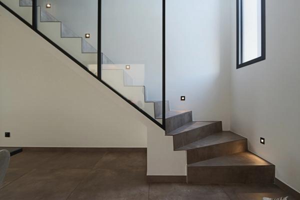 Vous rêvez d’une maison moderne aux finitions premium à Florange ? Cette pépite de 2023 avec cuisine haut de gamme et verrières design va vous séduire !